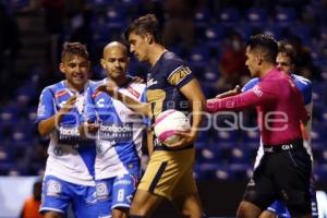 FÚTBOL . CLUB PUEBLA VS PUMAS