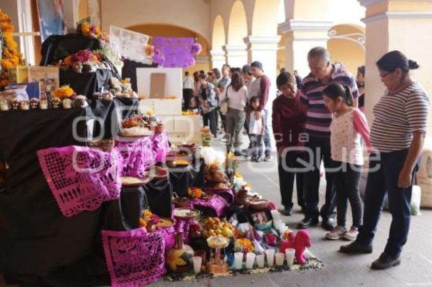 OFRENDAS . CASA DE CULTURA