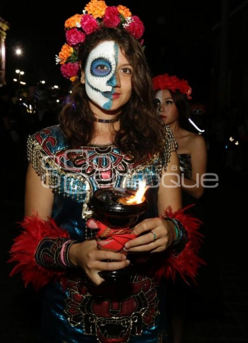 CHOLULA . DESFILE DE CALAVERAS