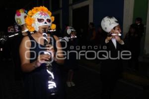 CHOLULA . DESFILE DE CALAVERAS