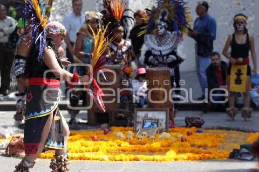 TRADICIONES . DANZANTES