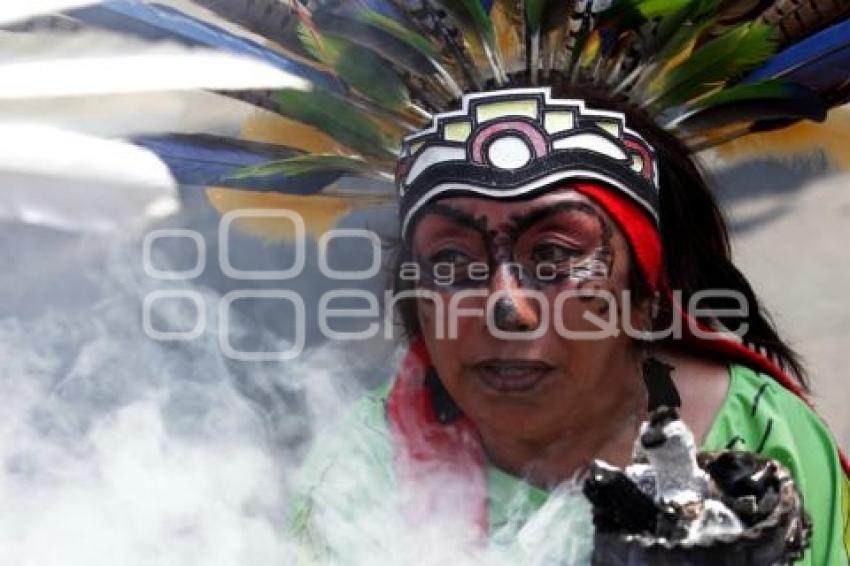 TRADICIONES . DANZANTES