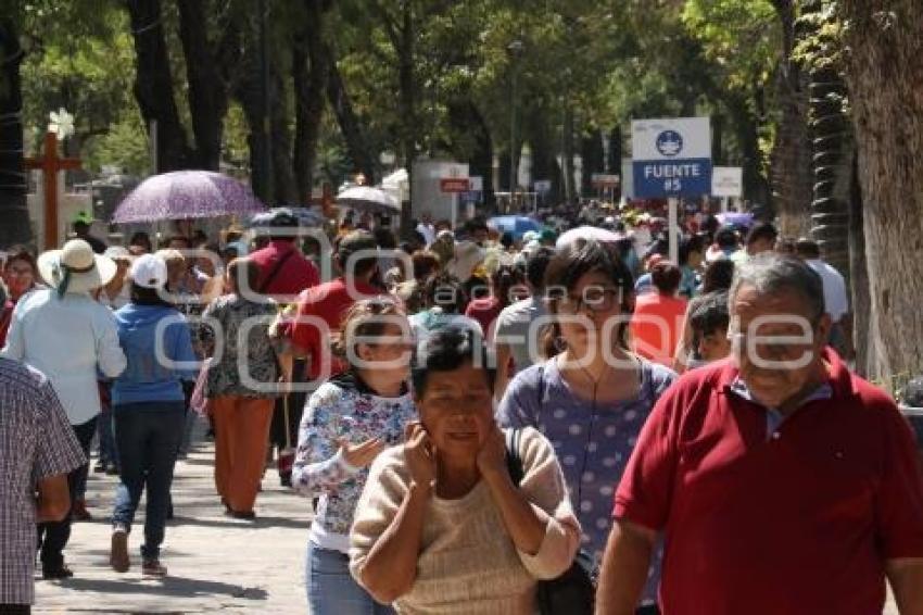DÍA DE MUERTOS . PANTEÓN MUNICIPAL