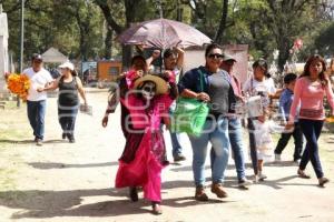 DÍA DE MUERTOS . PANTEÓN MUNICIPAL