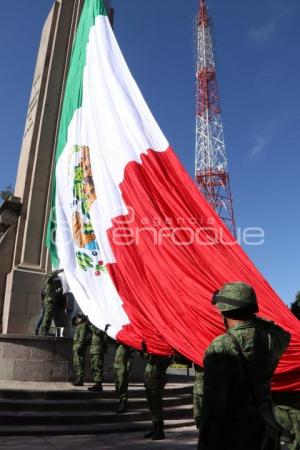 IEE . IZAMIENTO DE BANDERA