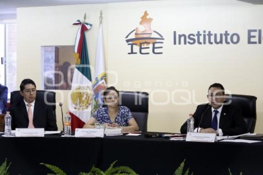 SESIÓN IEE