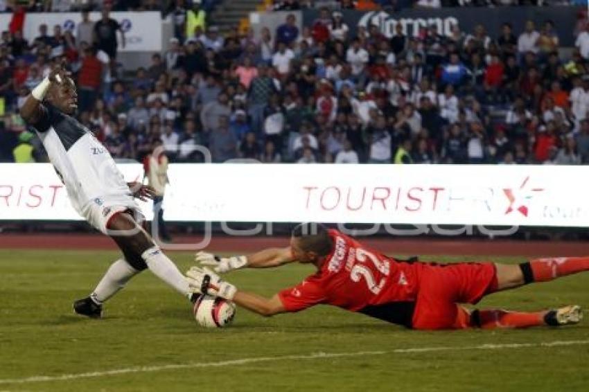 FUTBOL . LOBOS BUAP VS MONTERREY