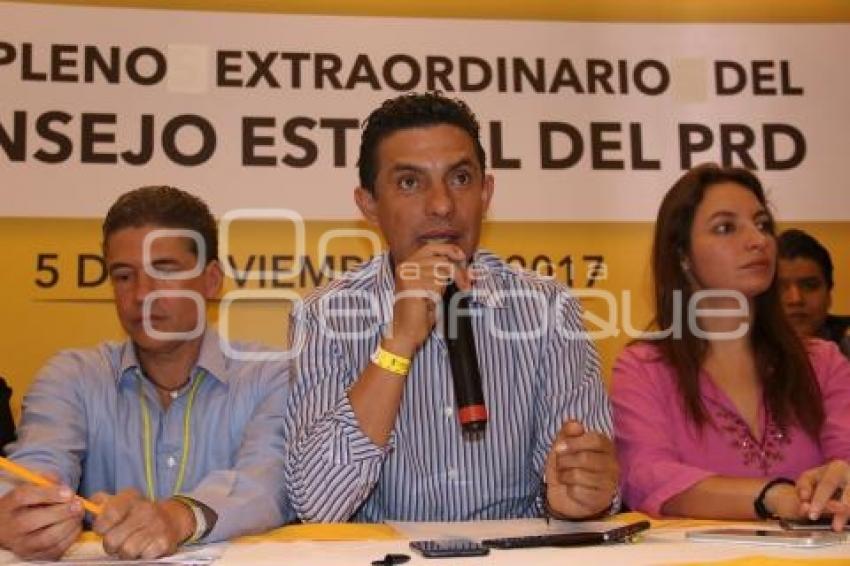 PRD . CARLOS MARTÍNEZ AMADOR