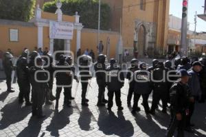 TEHUACÁN . DESALOJO AMBULANTES