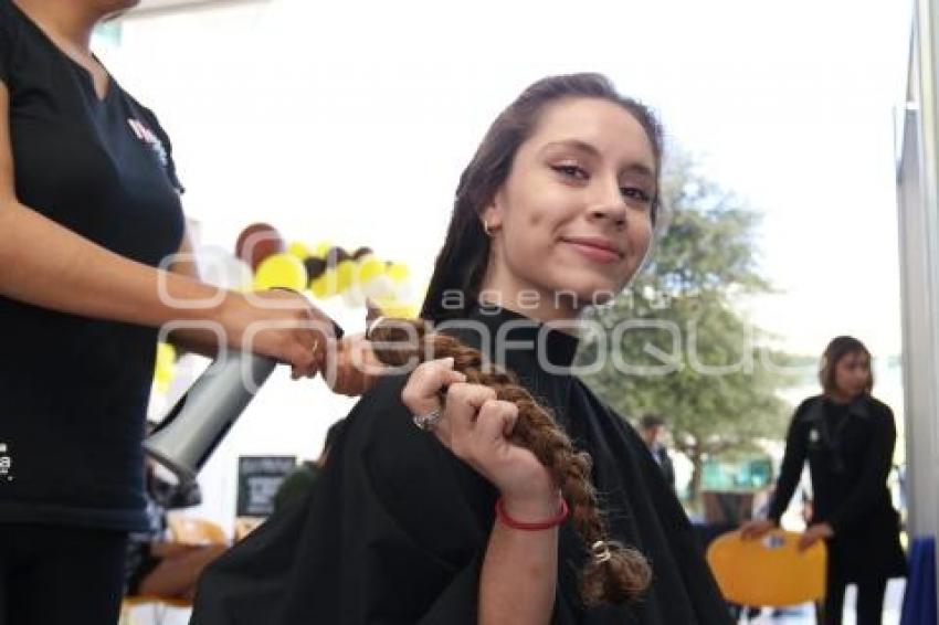 ITESM . MI CABELLO SU SONRISA