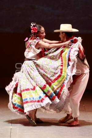 BALLET FOLKLORICO BUAP