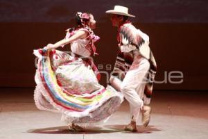 BALLET FOLKLORICO BUAP