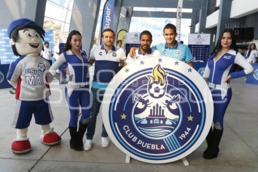 CLUB PUEBLA . DÍA DE MEDIOS