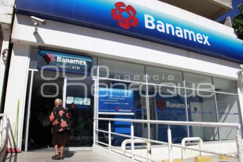 BANAMEX . ACATLÁN