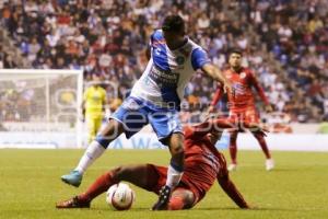 FÚTBOL . CLUB PUEBLA VS LOBOS BUAP