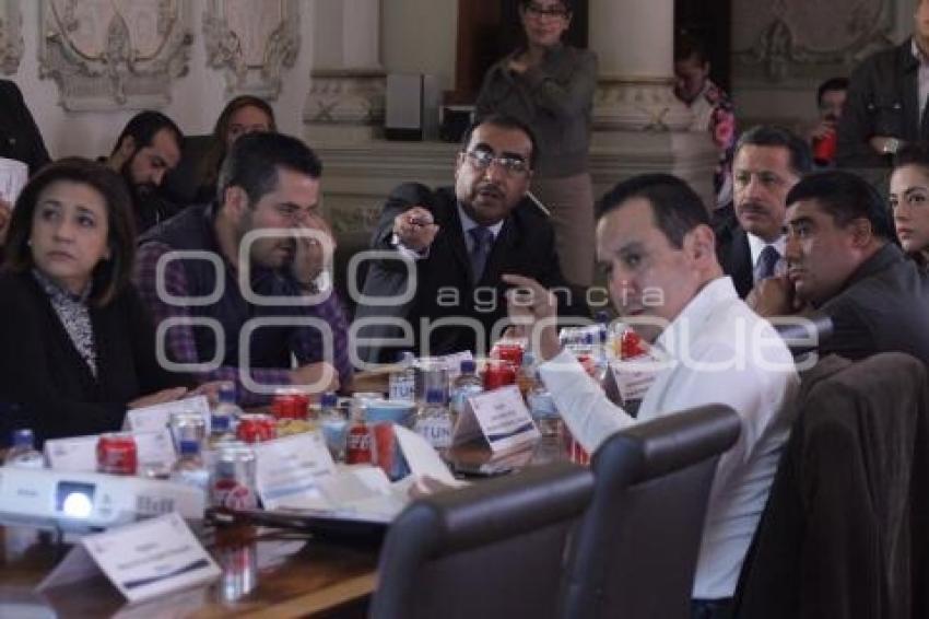 REGIDORES . COMISIÓN PATRIMONIO Y HACIENDA