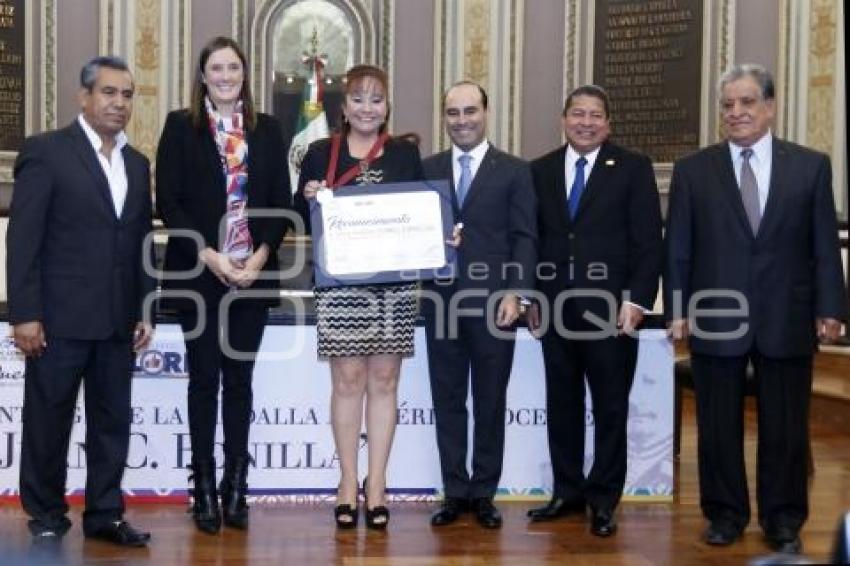 CONGRESO . MEDALLA JUAN C. BONILLA