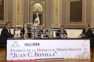 CONGRESO . MEDALLA JUAN C. BONILLA