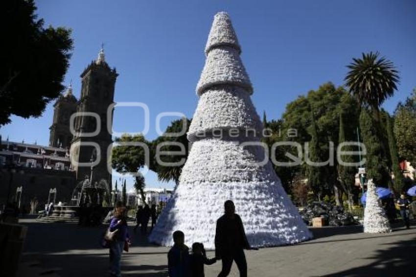 ILUMINACIÓN NAVIDEÑA