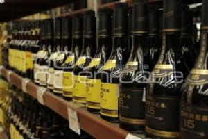 VENTA DE VINOS Y LICORES