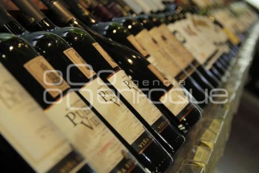 VENTA DE VINOS Y LICORES