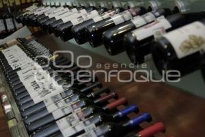 VENTA DE VINOS Y LICORES