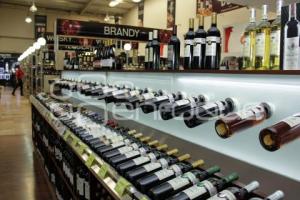 VENTA DE VINOS Y LICORES