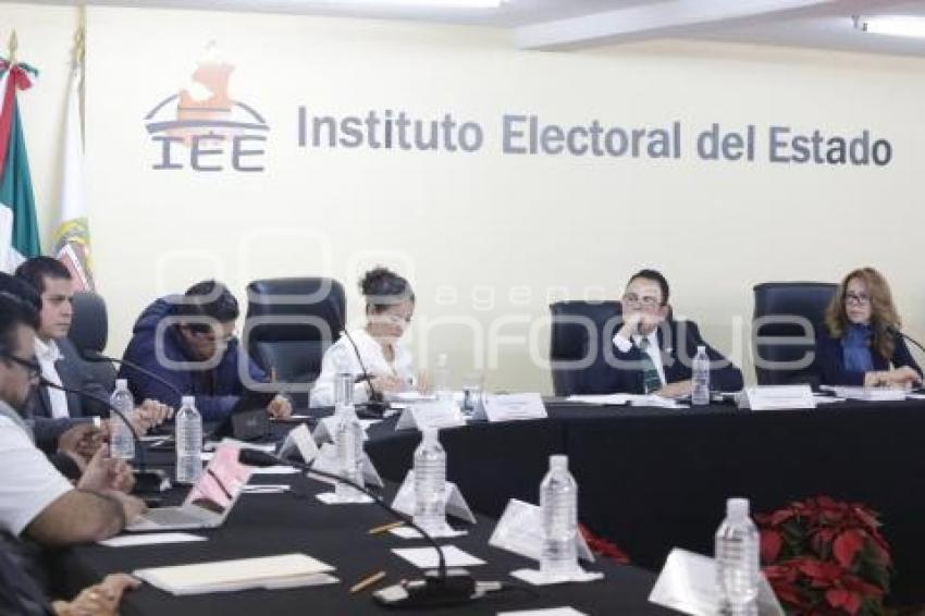 SESIÓN IEE