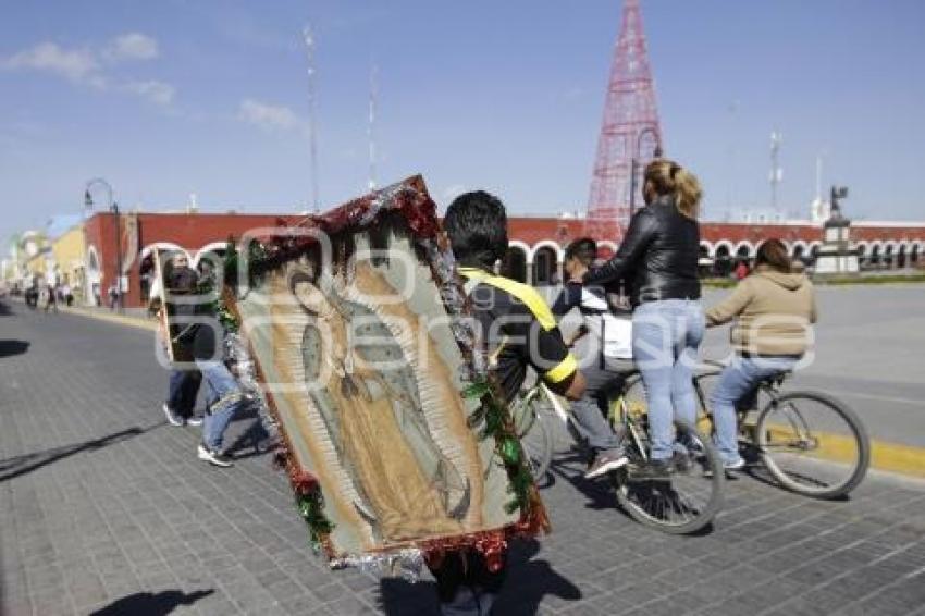 PEREGRINOS A LA BASÍLICA