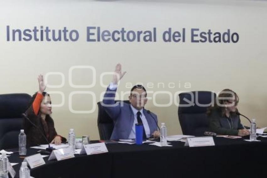 SESIÓN IEE