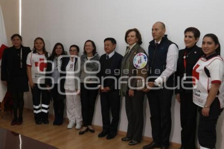CRUZ ROJA . ENTREGA CERTIFICACIÓN