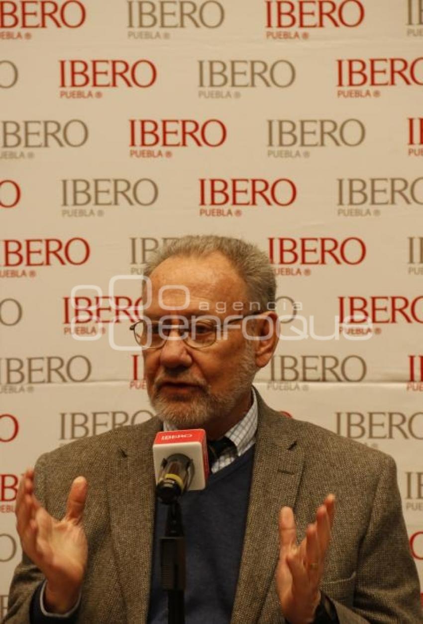 IBERO . FERNANDO FERNÁNDEZ FONT