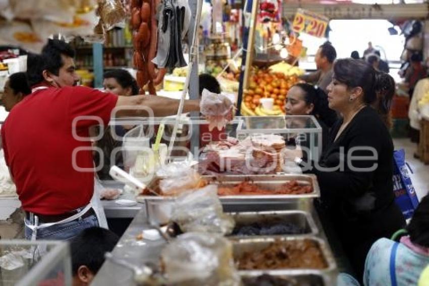 MERCADO COMPRAS NAVIDEÑAS