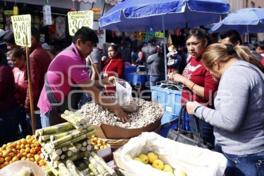 MERCADO COMPRAS NAVIDEÑAS