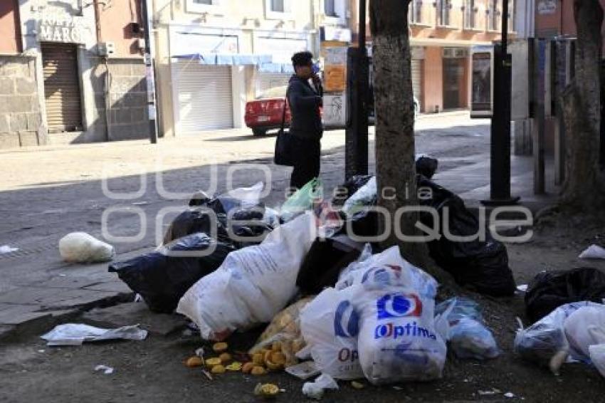 BASURA . FESTEJOS NAVIDEÑOS