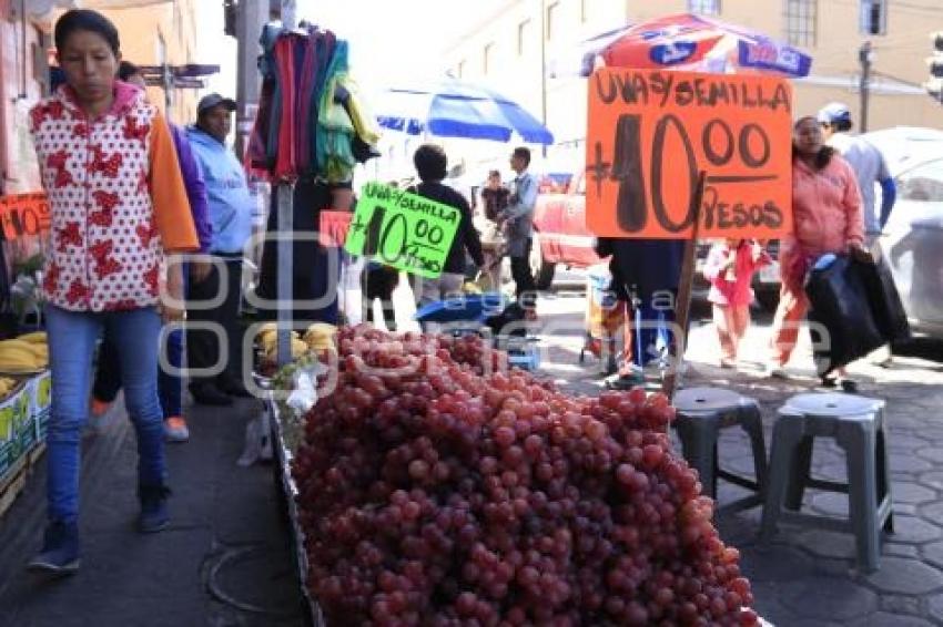 UVAS . AÑO NUEVO