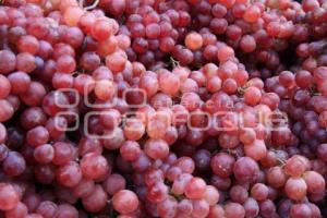 UVAS . AÑO NUEVO