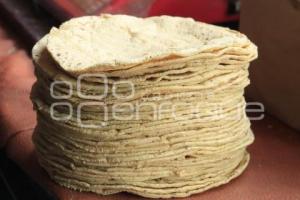 TORTILLA . ECONOMÍA