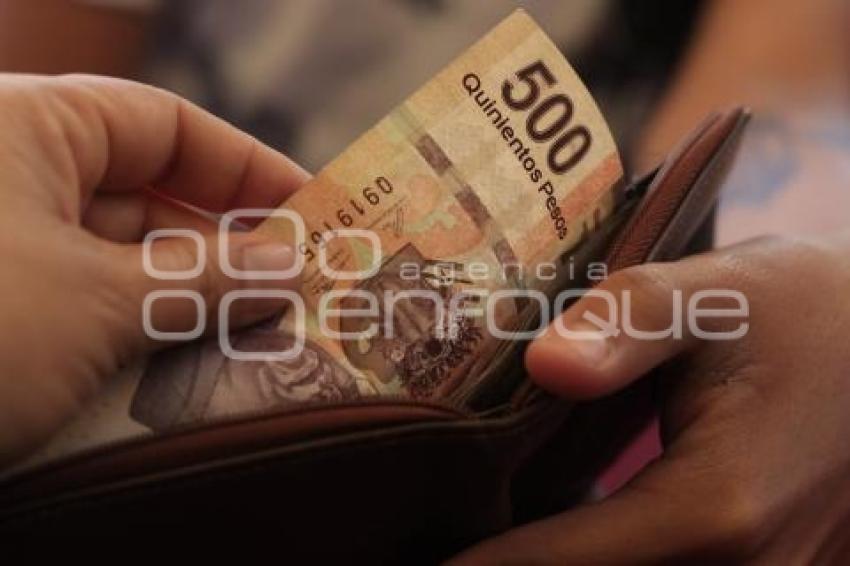 ECONOMÍA . DINERO