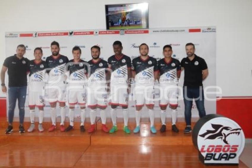 FÚTBOL . LOBOS BUAP . REFUERZOS