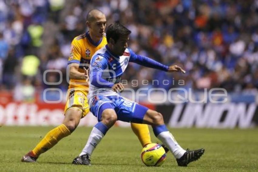 FÚTBOL . CLUB PUEBLA VS TIGRES