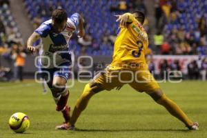 FÚTBOL . CLUB PUEBLA VS TIGRES