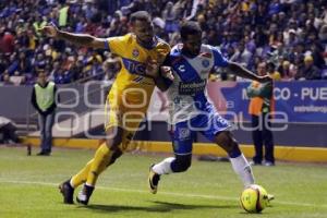 FÚTBOL . CLUB PUEBLA VS TIGRES