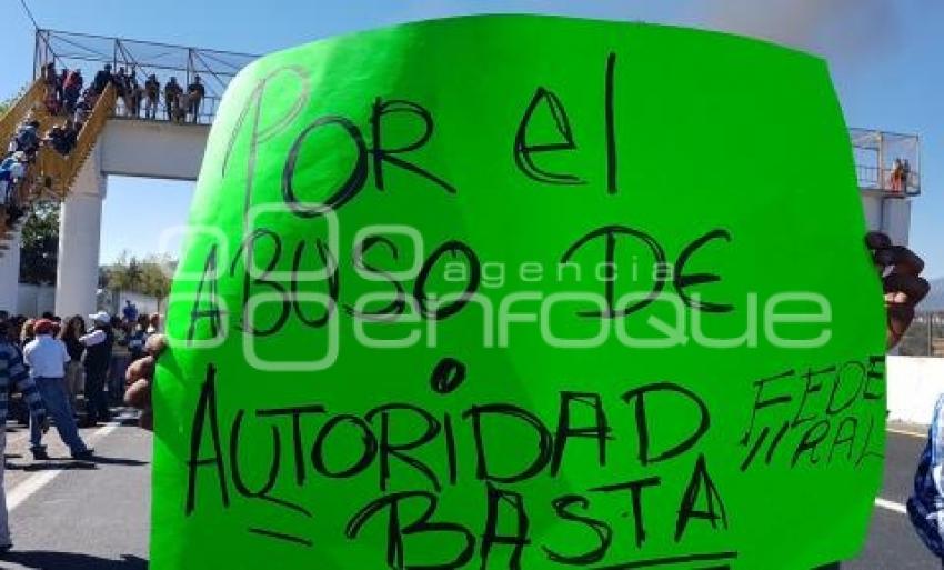 BLOQUEO AUTOPISTA