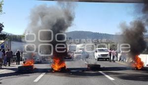 BLOQUEO AUTOPISTA