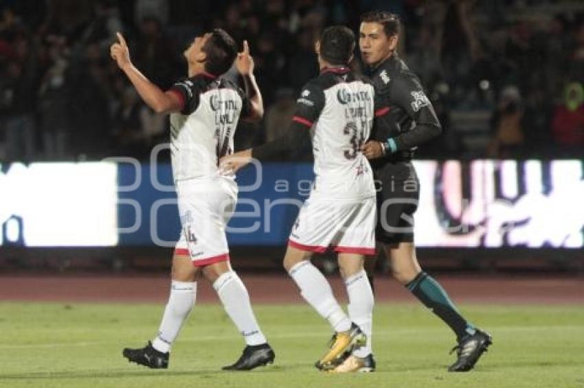 FÚTBOL . LOBOS BUAP VS PUMAS