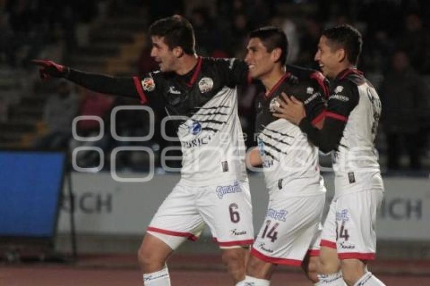 FÚTBOL . LOBOS BUAP VS PUMAS