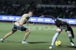 FÚTBOL . LOBOS BUAP VS PUMAS