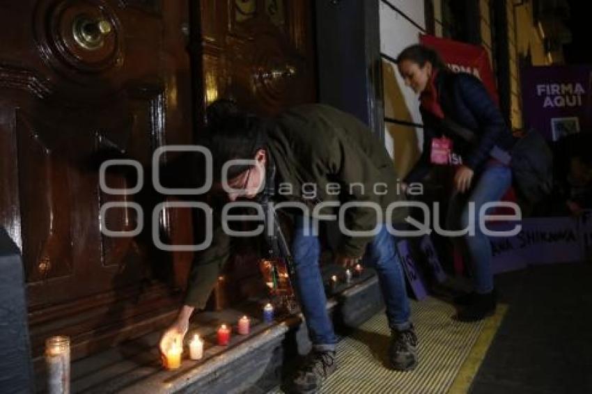 ILUMINA EL CONGRESO . SUMAMOS