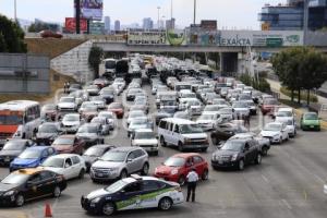 28 DE OCTUBRE . TRÁFICO VEHICULAR